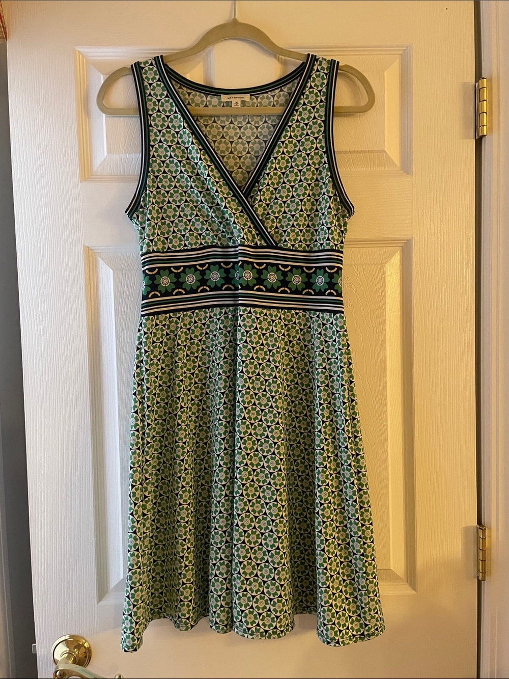 Max Studio Green and Black Sleeveless V-Neck Wrap Dress